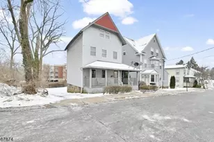 17 Olyphant Pl, Morristown, NJ 07960 - Photo 1