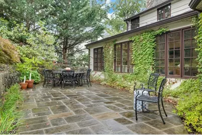 50 Druid Hill Rd, Summit, NJ 07901 - Photo 31