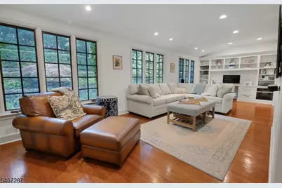 50 Druid Hill Rd, Summit, NJ 07901 - Photo 11