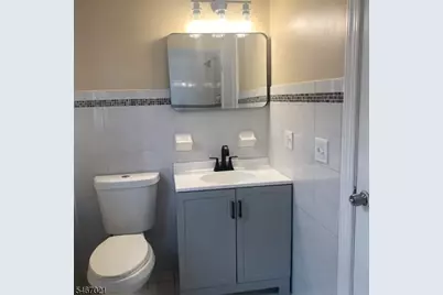 737 S 12th St, Newark, NJ 07103 - Photo 9