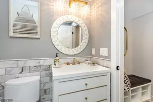 4 Walton Ln, Livingston, NJ 07039 - Photo 21