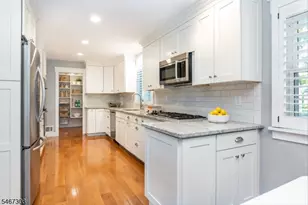 4 Walton Ln, Livingston, NJ 07039 - Photo 15
