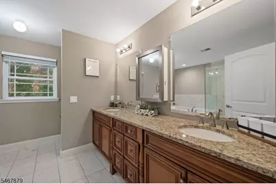 628 New Dover Rd, Woodbridge Township, NJ 07067 - Photo 17