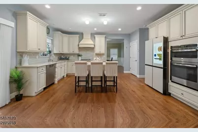 628 New Dover Rd, Woodbridge Township, NJ 07067 - Photo 7