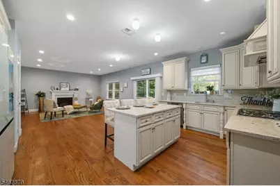 628 New Dover Rd, Woodbridge Township, NJ 07067 - Photo 5