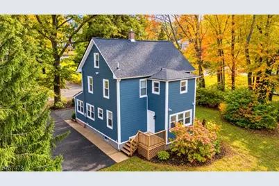 686 Meyersville Rd, Long Hill Township, NJ 07933 - Photo 5