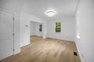 686 Meyersville Rd, Long Hill Township, NJ 07933 - Photo 9