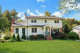 2 Mansfield Ct, Mendham, NJ 07945 - Photo 1