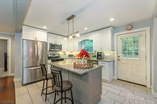 260 Cozy Lake Rd, Jefferson Township, NJ 07438 - Photo 11