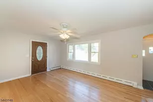 18 N Hillside Ave, Roxbury Township, NJ 07876 - Photo 11