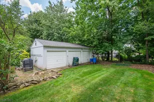 33 Underwood Rd, Montville Township, NJ 07045 - Photo 37