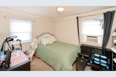 16 Park St, South Hackensack Township, NJ 07606 - Photo 33