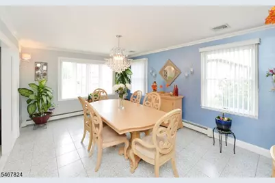 16 Park St, South Hackensack Township, NJ 07606 - Photo 5
