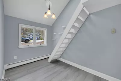 28 Oriole Rd, Jefferson Township, NJ 07438 - Photo 9