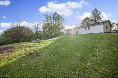 2 Stayman Pl, Vernon, NJ 07418 - Photo 23