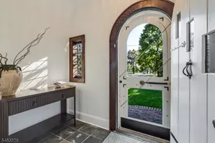 29 Orchard St, Mendham, NJ 07945 - Photo 3