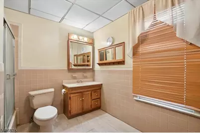 453 Park Ave, Orange, NJ 07050 - Photo 9