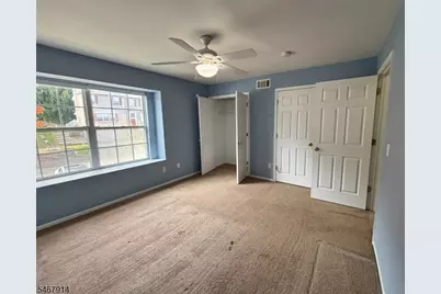 303 Tallwood Ln, Green Brook Township, NJ 08812 - Photo 9