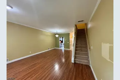 303 Tallwood Ln, Green Brook Township, NJ 08812 - Photo 3