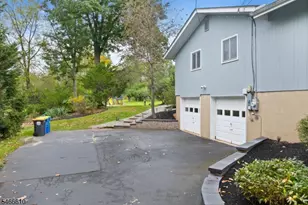 41 Jamestown Rd, Montgomery Township, NJ 08502 - Photo 3