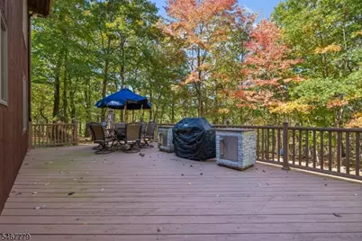 113 Evergreen Ave, Hopatcong, NJ 07843 - Photo 7