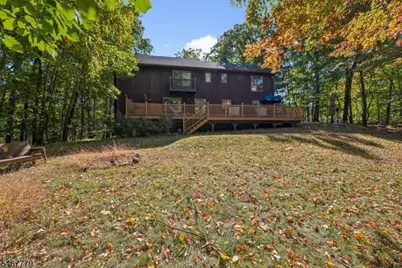 113 Evergreen Ave, Hopatcong, NJ 07843 - Photo 9