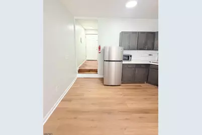 510 Clinton Ave #6, Newark, NJ 07108 - Photo 3