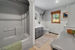 39 Hillside Ave, Jefferson Township, NJ 07460 - Photo 25