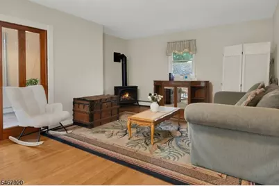 39 Hillside Ave, Jefferson Township, NJ 07460 - Photo 19