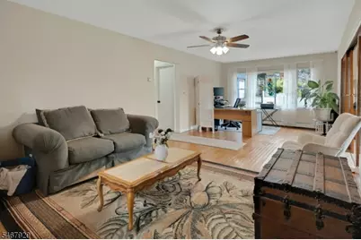 39 Hillside Ave, Jefferson Township, NJ 07460 - Photo 17