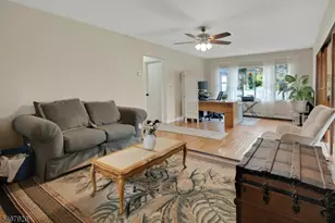 39 Hillside Ave, Jefferson Township, NJ 07460 - Photo 17