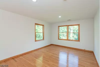 31 Hillside Ave, Florham Park, NJ 07932 - Photo 15