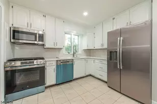 31 Hillside Ave, Florham Park, NJ 07932 - Photo 3