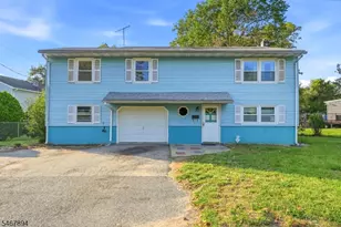 31 Beachwood Rd, Parsippany, NJ 07054 - Photo 1