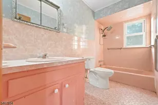 31 Beachwood Rd, Parsippany, NJ 07054 - Photo 15