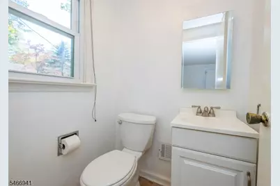 45 Crestmont Rd, West Orange Township, NJ 07052 - Photo 9