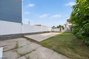34 Arverne Terrace, Irvington, NJ 07111 - Photo 21