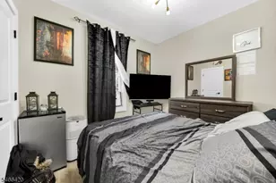 34 Arverne Terrace, Irvington, NJ 07111 - Photo 19
