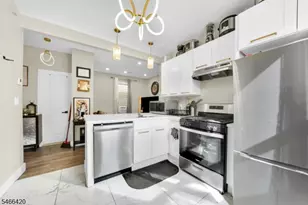 34 Arverne Terrace, Irvington, NJ 07111 - Photo 15