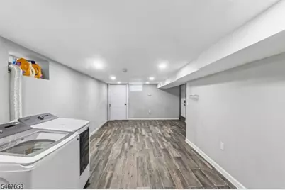 15 Chelsea Ave, East Orange, NJ 07018 - Photo 17
