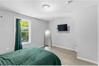 15 Chelsea Ave, East Orange, NJ 07018 - Photo 11