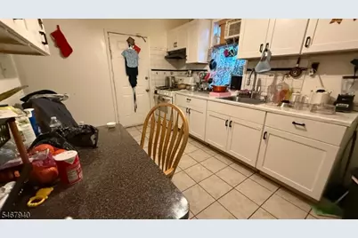 438 W 5th St, Plainfield, NJ 07060 - Photo 3