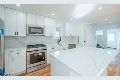 18 Meeker St, West Orange Township, NJ 07052 - Photo 13