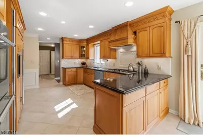 11 Ewing Dr, Raritan Township, NJ 08822 - Photo 15