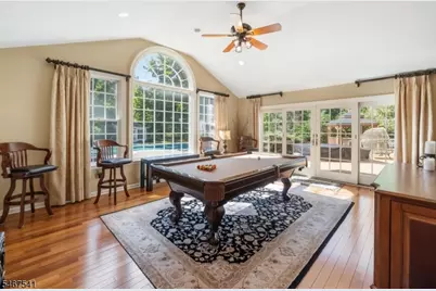 11 Ewing Dr, Raritan Township, NJ 08822 - Photo 21