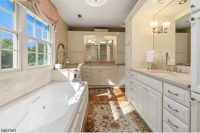 11 Ewing Dr, Raritan Township, NJ 08822 - Photo 29