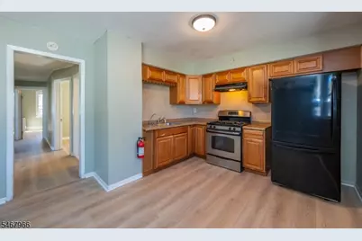 106 Broughton Ave #2, Bloomfield, NJ 07003 - Photo 7