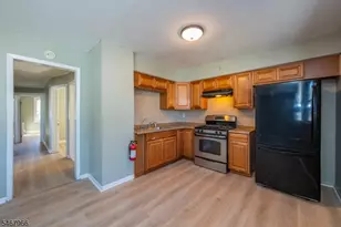106 Broughton Ave, Bloomfield, NJ 07003 - Photo 7
