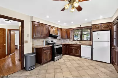 36 Ardmaer Dr, Bridgewater, NJ 08807 - Photo 5