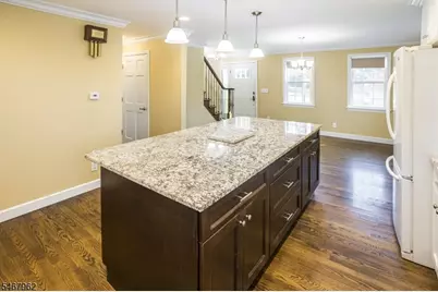 16 Chester Pl, Chester, NJ 07930 - Photo 17